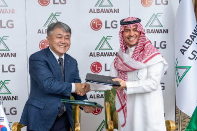 «البواني» توقع مذكرة تفاهم مع LG لتقديم حلول المنازل والمدن الذكية «البواني» توقع مذكرة تفاهم مع LG لتقديم حلول المنازل والمدن الذكية