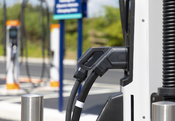 Osprey Charging Network expands rapid EV charging site at The Highland Gate in Stirling, accelerating the transition to low-carbon transport