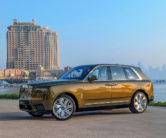 THE WORLD’S PRE-EMINENT SUPER-LUXURY SUV: CULLINAN SERIES II & BLACK BADGE CULLINAN SERIES II