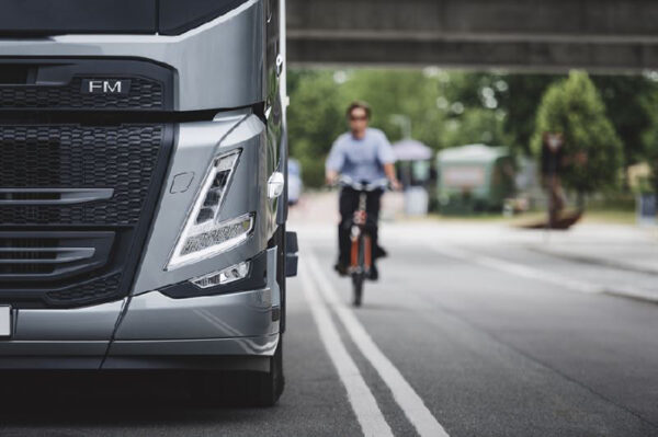 Volvo Trucks launches next-generation safety systems to protect pedestrians and cyclists Volvo Trucks launches next-generation safety systems to protect pedestrians and cyclists