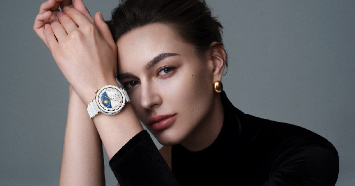 Show off your Fashion Edge with the new HUAWEI WATCH GT 5 Series: From Durability to Smart EasyFit Design, this Stylish Watch Has It All