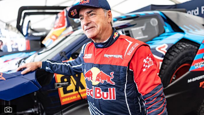 Dakar Rally Champion Sainz Reveals Off-Road Secrets Ahead Of 2025 Title Defence In Ford Car