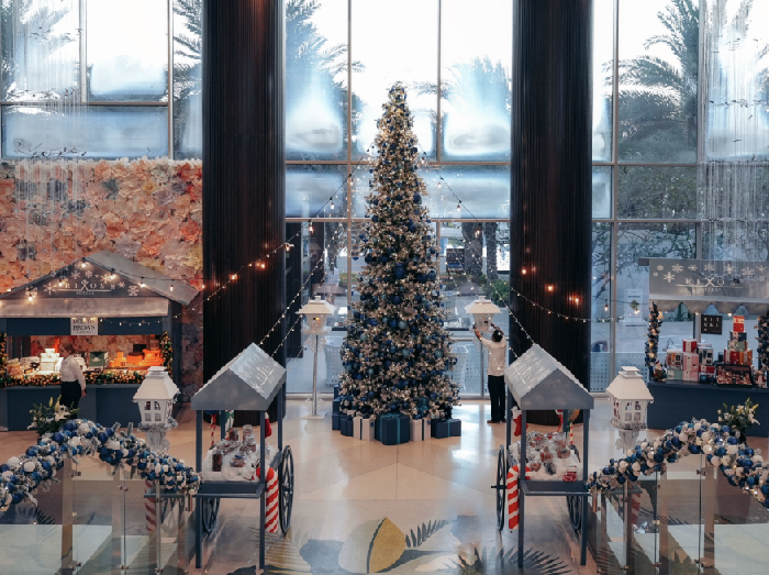 Embrace the Magic of the Festive Season and Explore the Wonder of the Christmas Market at Rixos The Palm Dubai Hotel & Suites