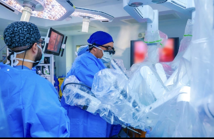 ‏Saudi Hospital Performs the World’s 1st Artificial Heart Implantation by a Robot