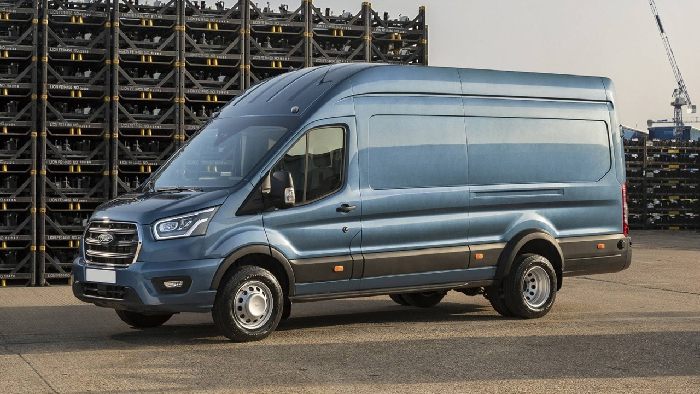 Ford Boosts Middle East Commercial Vehicle Offering with Arrival of Refreshed Transit to the UAE