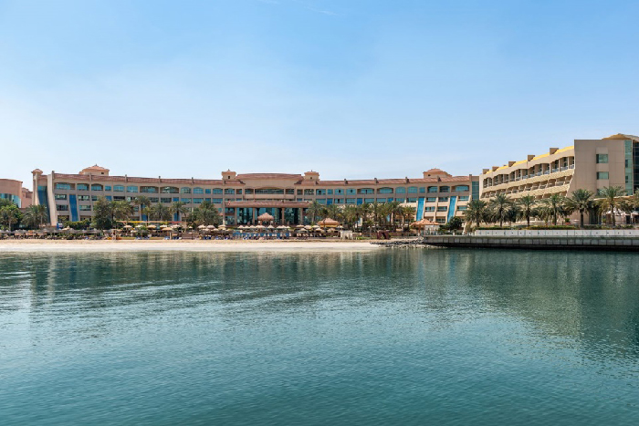 Al Raha Beach Hotel Rebrands as Al Raha Beach Resort & Spa at Exclusive Gala Dinner