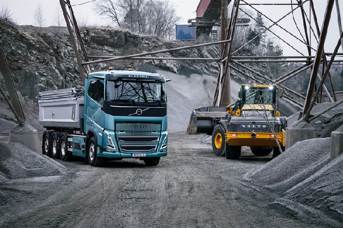 Volvo Trucks at Bauma: New trucks and technologies supporting the journey towards zero emissions