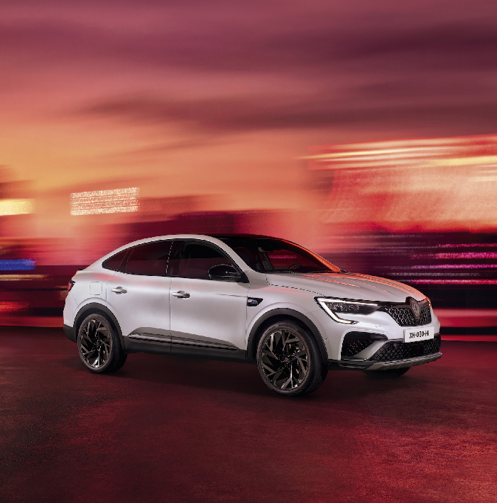 The Renault Arkana Makes an Outside-the-Box Statement