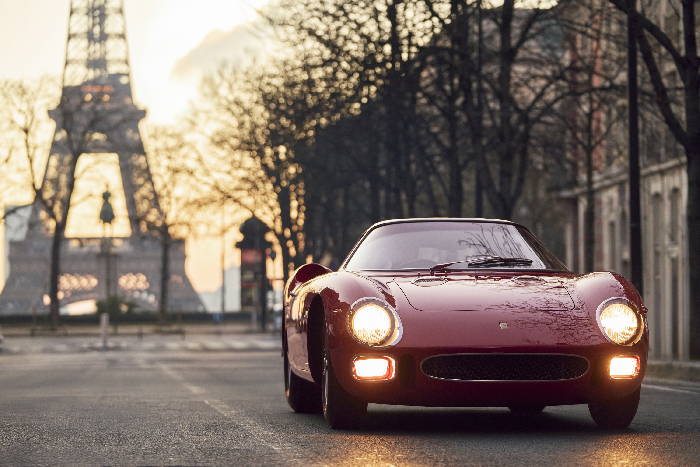 1964 FERRARI 250 LM WINS PRESTIGIOUS THE PENINSULA CLASSICS BEST OF THE BEST AWARD