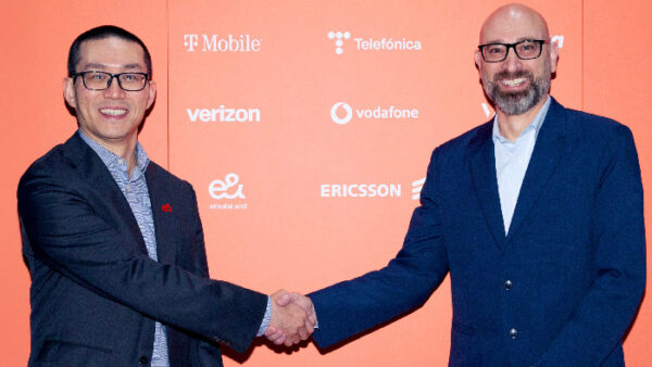 Aduna announces e& as an equity partner in global network API venture