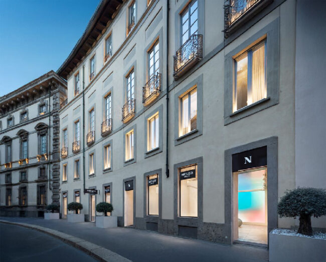 NATUZZI ITALIA @ Milano Design Week 2025 Rooted in Harmony – Amama by Andrea Steidl