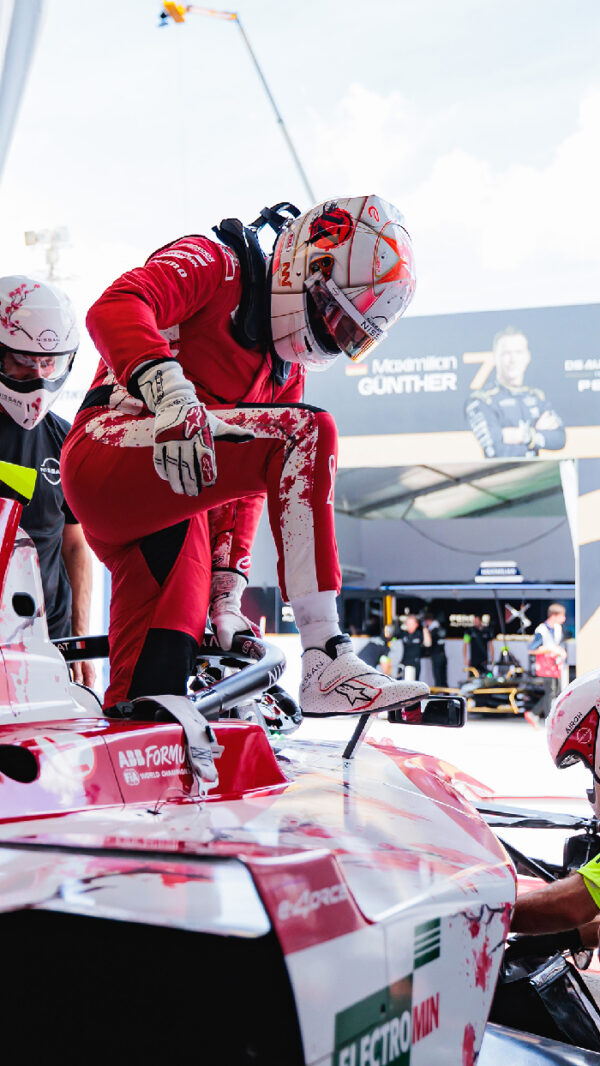 Nissan Formula E Team secures pole position and double points finish in Miami